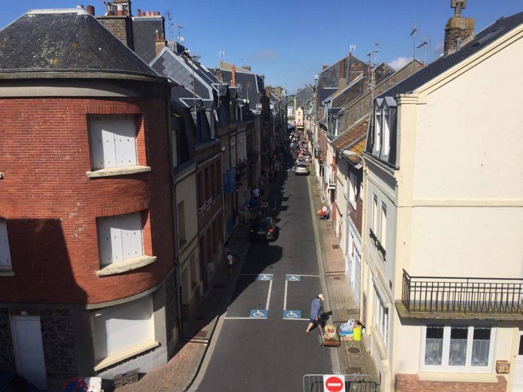 Appart En 1Er Etage A 120M De La Mer Le Tréport Exteriör bild